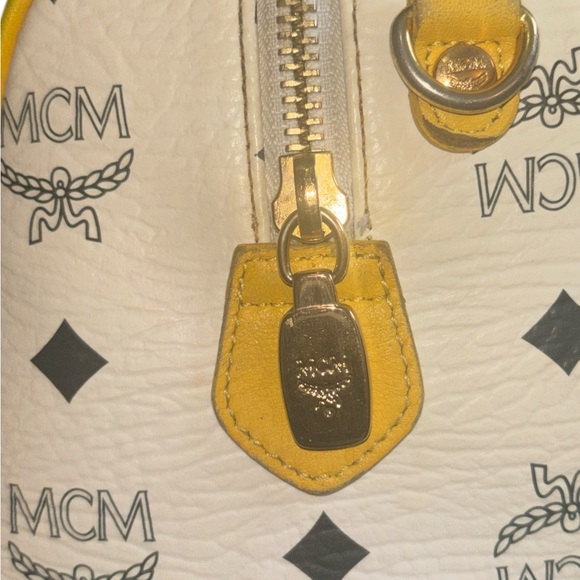 MCM Visetos Boston Satchel - Picture 6 of 8